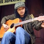Amin Alazmi seorang musisi, song writter sekaligus pencipta lagu asal Banjarnegara Jawa Tengah, Dia mengaku selama pandemi, memang masa-masa sulit bagi musisi kecil seperti dirinya.