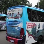 Dinhub Banyumas melakukan simulasi Bus Wisata Gratis Baturraden Banyumas, Sabtu 23 Oktober 2021 untuk menghitung highway atau jarak waktu antar bus, dengan 4 titik keberangkatan dari 4 bus. Foto: Prokopim Banyumas