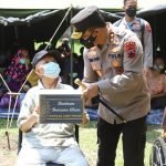 Kapolda Jawa Tengah Irjen Pol Ahmad Luthfi kunjungi Ambarara, bantu dan hibur warga terdampak gempa di Kelurahan Pojoksari, Kecamatan Ambarawa, Kabupaten Semarang, Senin 25 Oktober 2021 siang. Foto: Humas Polda Jateng