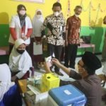 Vaksinasi anak