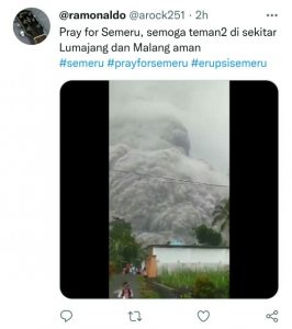 Gunung Semeru Erupsi, Lumajang di Jawa Timur, Warga Berlari dan Panik
