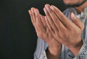 Doa Mohon Dijadikan Manusia yang Bersyukur dan Rendah Hati, Begini Doanya