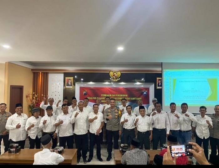 0d5c880a-62b8-44b6-ba9b-8470ed271fab