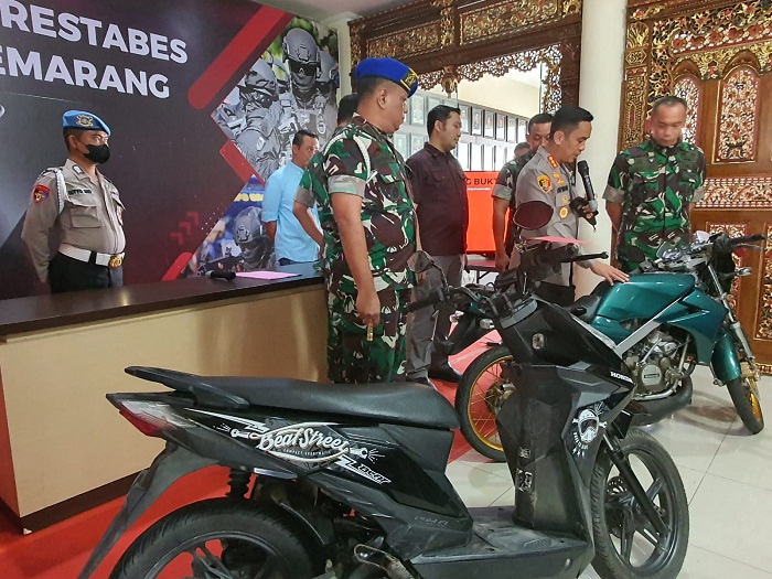 57f6bd2c-e802-4dd4-876a-2abc2e6c0a82