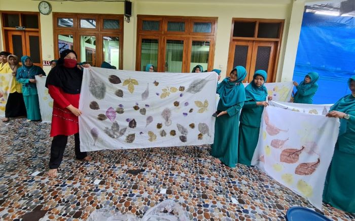 batik ecoprint Unnes Gunungpati