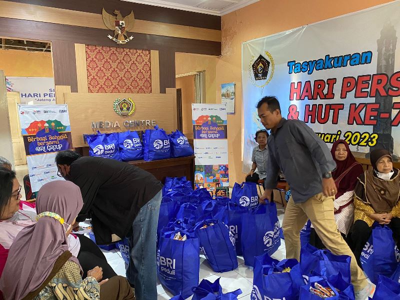 CSR Bank BRI Kanwil Semarang - Insan Pers PWI Jateng