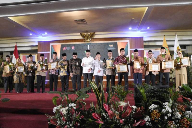 Baznas Kabupaten Sragen berhasil meraih juara umum pada ajang Baznas Jateng Award Tahun 2023