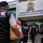 Ilustrasi penggeledahan Kantor BPK Jawa Tengah oleh KPK terkait dugaan korupsi Kabupaten Klaten.