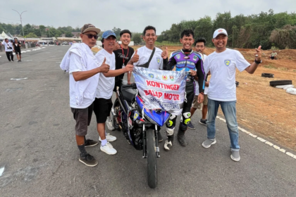 Rayhan Zaki bersama kontingen balap motor Kota Magelang di Porprov Jateng 2026